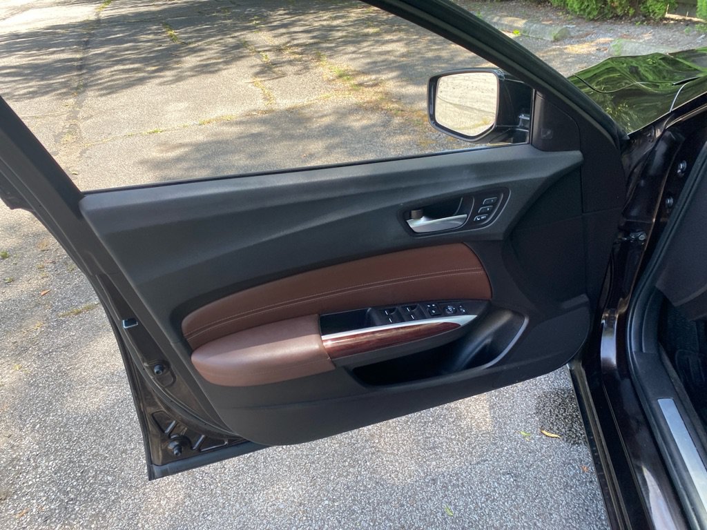 Used 2015 Acura TLX w/ Advance Package FWD image 11