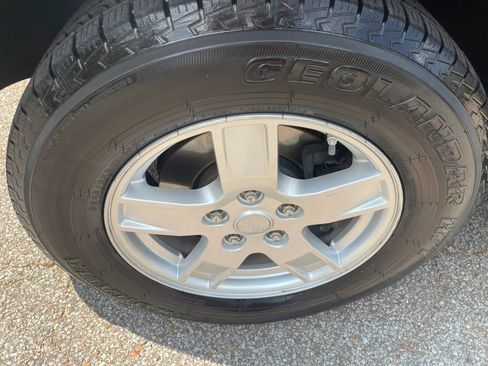 Used 2007 Jeep Grand Cherokee Laredo RWD image 9
