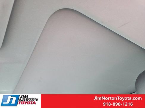 Used 2019 Toyota Camry XSE FWD image 27