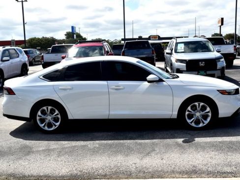 Used 2023 Honda Accord LX image 3