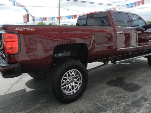 Used 2016 Chevrolet Silverado 2500 High Country w/ Duramax Plus Package AWD/4WD image 6
