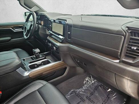 Used 2024 Chevrolet Silverado 1500 RST AWD/4WD image 21