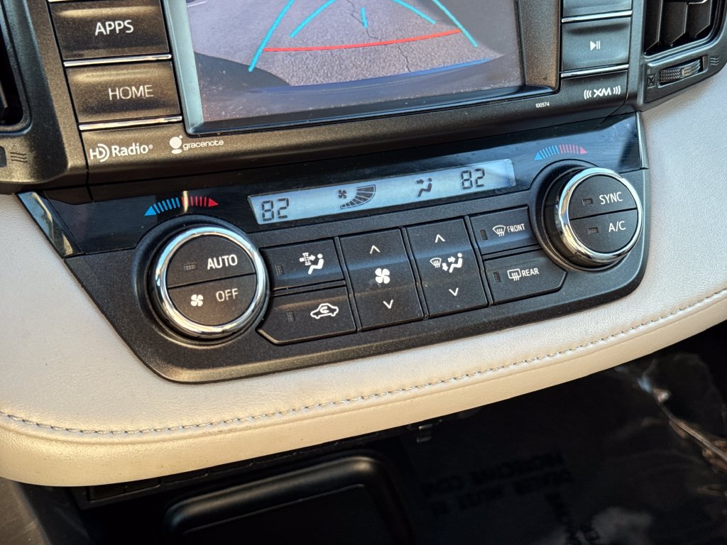 Used 2016 Toyota RAV4 XLE AWD/4WD image 25