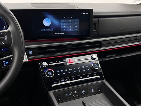 Used 2025 Hyundai Santa Fe Calligraphy image 24