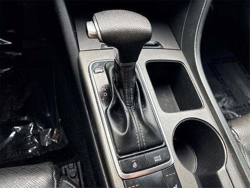 Used 2020 Kia Optima SE image 31