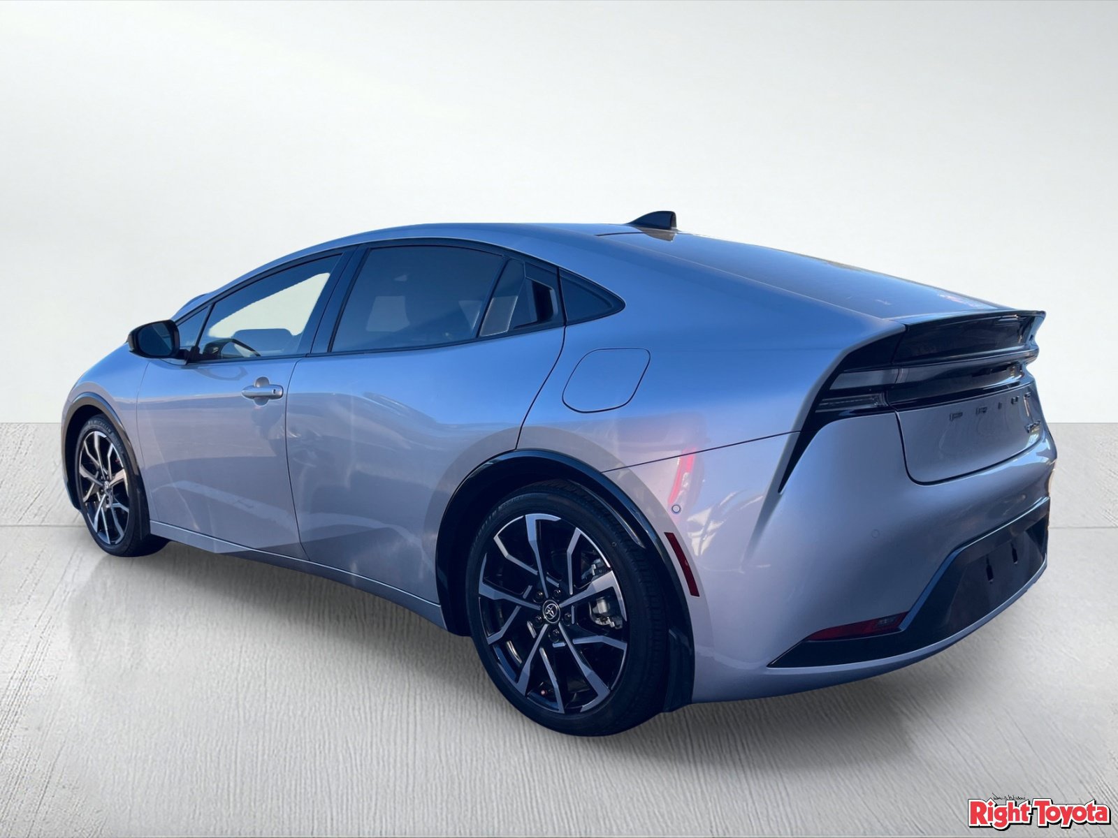 Certified 2024 Toyota Prius Prime Premium w/ Advanced Technology Package FWD image 3