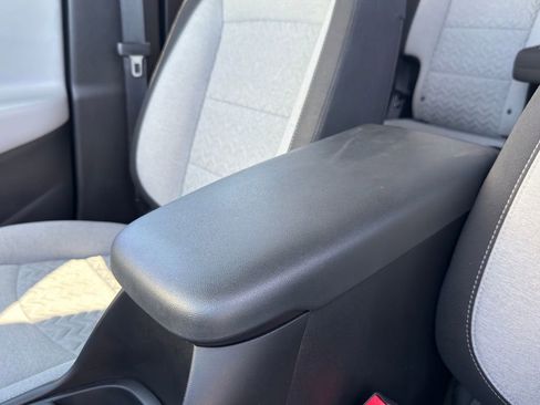 Used 2022 Chevrolet Equinox LS w/ LS Convenience Package image 16