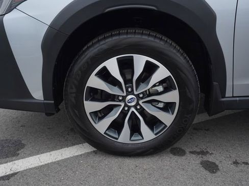 Used 2025 Subaru Outback Limited w/ Popular Package #2 image 11