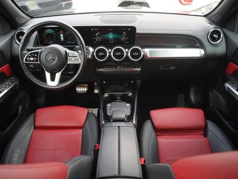 Used 2021 Mercedes-Benz GLB 250 image 21