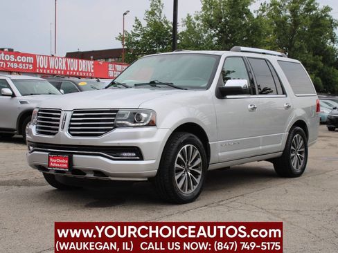 Used 2015 Lincoln Navigator 4WD image 1