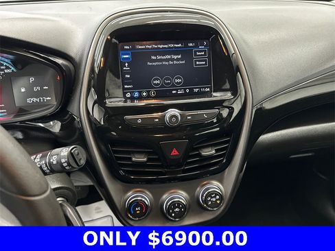 Used 2020 Chevrolet Spark LT image 27