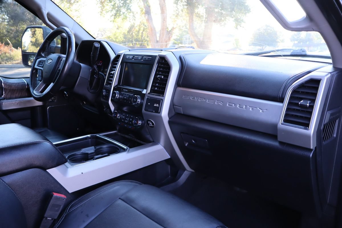 Used 2019 Ford F250 Lariat w/ Lariat Ultimate Package AWD/4WD image 17