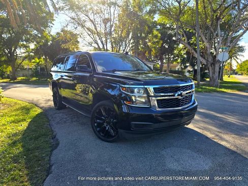 Used 2018 Chevrolet Suburban LT image 76