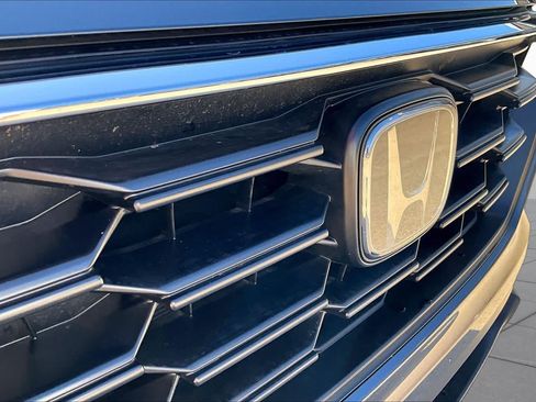 Used 2024 Honda CR-V LX image 27