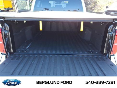 Used 2024 Toyota Tacoma TRD Off-Road image 14