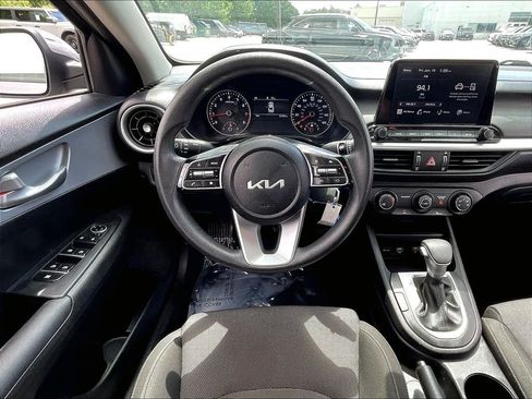 Used 2024 Kia Forte LXS FWD image 16