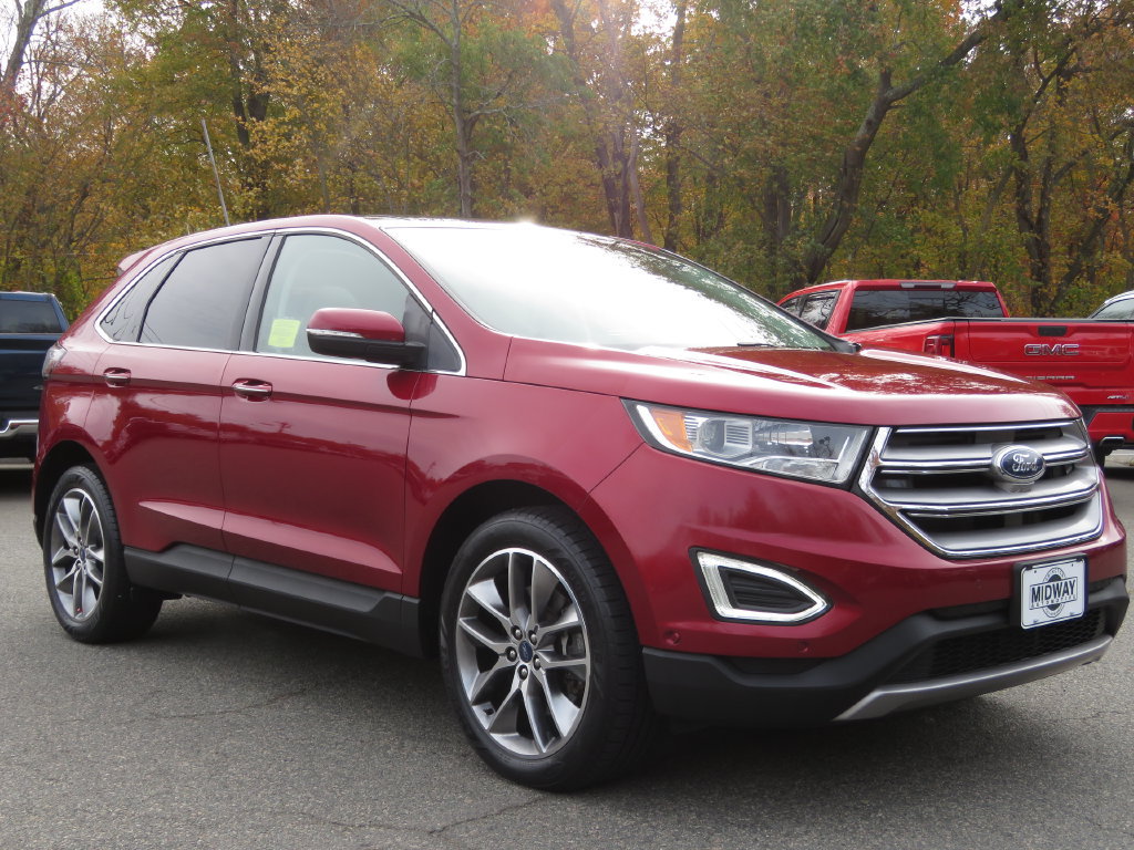 Used 2016 Ford Edge Titanium w/ Equipment Group 302A AWD/4WD image 3