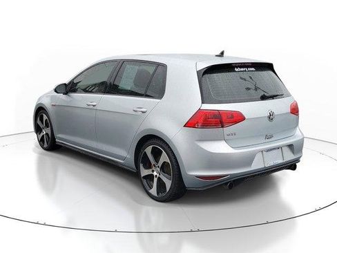 Used 2015 Volkswagen GTI SE image 3
