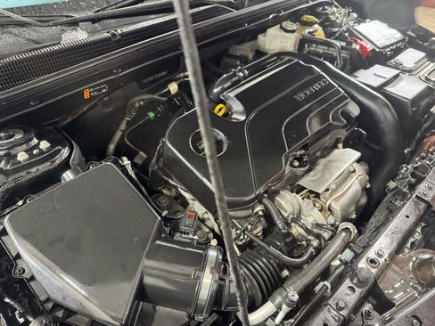 Used 2023 Chevrolet Malibu LT image 46