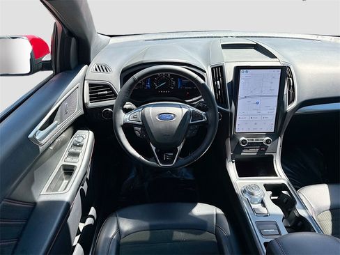 Used 2022 Ford Edge ST-Line image 23