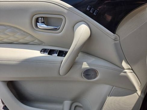 Used 2022 INFINITI QX80 Sensory w/ All-Season Package RWD image 29