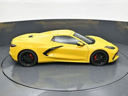 Used 2025 Chevrolet Corvette Stingray Convertible w/ 1LT image 33