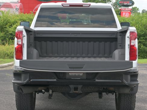Used 2025 Chevrolet Silverado 2500 Custom w/ Custom Value Package AWD/4WD image 31