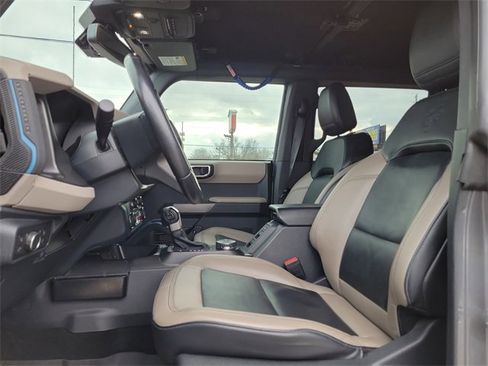 Used 2022 Ford Bronco Wildtrak image 20