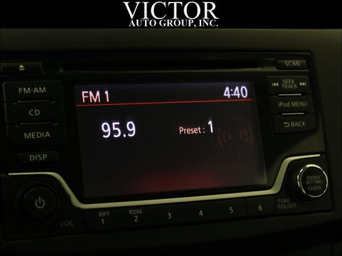 Used 2018 Nissan Sentra S image 23