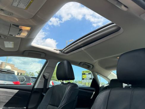 Used 2014 Toyota Avalon XLE Touring image 10