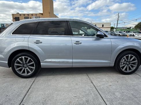 Used 2019 Audi Q7 2.0T Premium AWD/4WD image 16