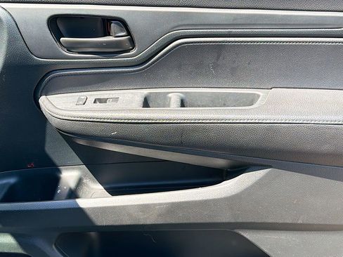 Used 2024 Honda Odyssey Sport image 30