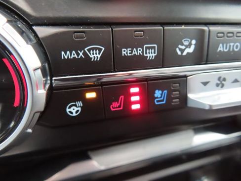 Used 2024 Ford F350 Platinum AWD/4WD image 38