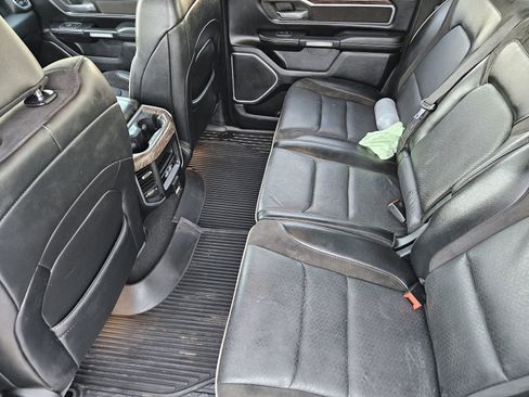 Used 2020 RAM 1500 Laramie AWD/4WD image 32