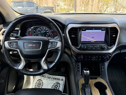 Used 2017 GMC Acadia Denali w/ Technology Package AWD/4WD image 33