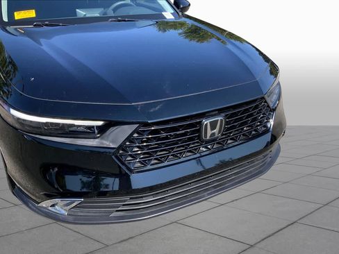 Used 2023 Honda Accord EX image 30