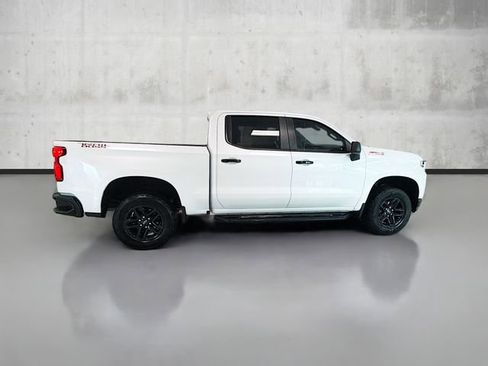 Used 2020 Chevrolet Silverado 1500 LT Trail Boss image 4