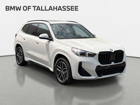 New 2026 BMW X1 xDrive28i w/ Technology Package AWD/4WD image 3