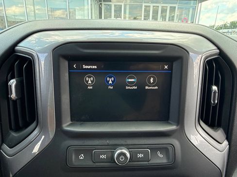 Used 2022 Chevrolet Silverado 1500 Custom w/ Safety Confidence Package AWD/4WD image 22