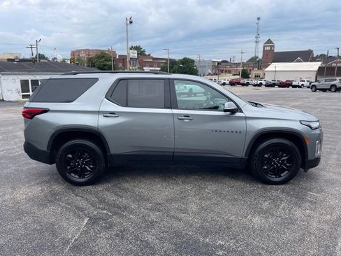 Used 2023 Chevrolet Traverse LS w/ Midnight/Sport Edition FWD image 4
