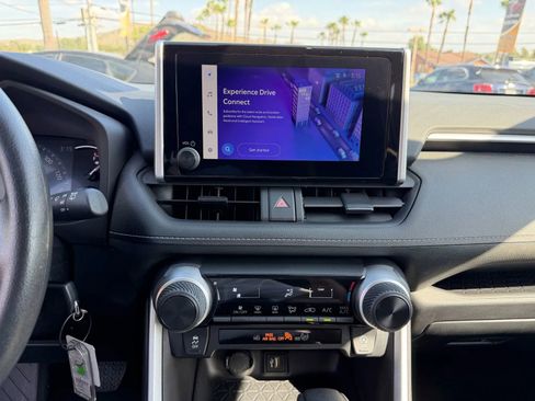 Used 2024 Toyota RAV4 LE image 19