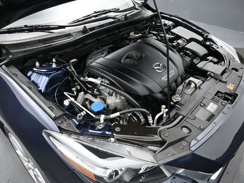 Used 2017 MAZDA MAZDA3 Touring image 47