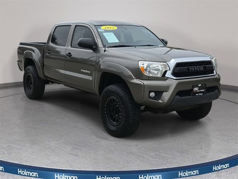 Used 2012 Toyota Tacoma PreRunner image 1