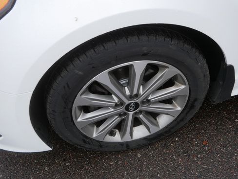 Used 2017 Hyundai Sonata Limited FWD image 16