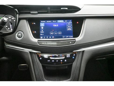 Certified 2023 Cadillac XT5 Sportv image 15