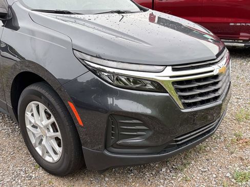 Used 2022 Chevrolet Equinox LS FWD image 4