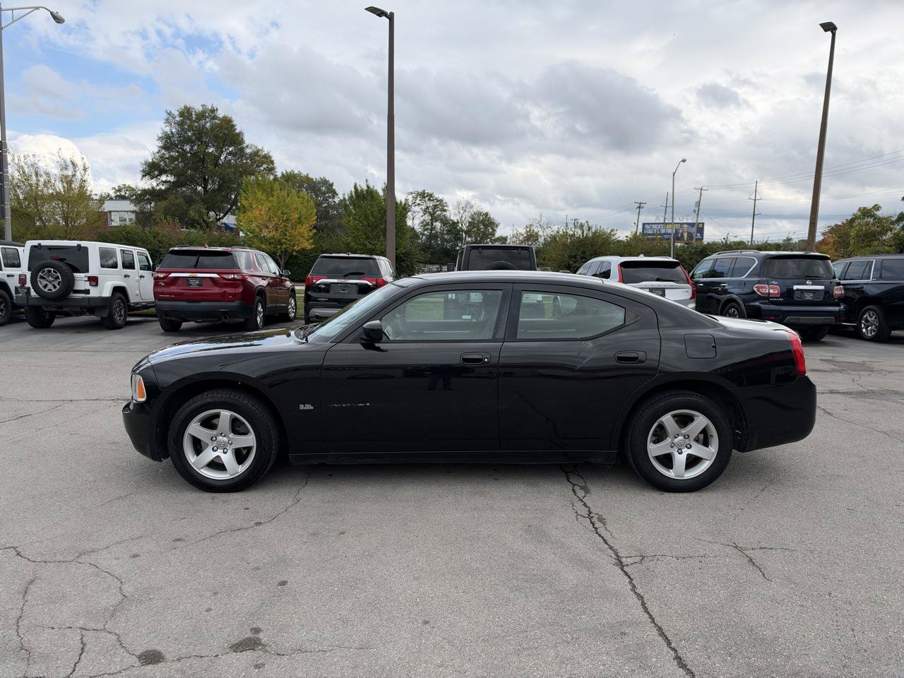 Used 2010 Dodge Charger SXT RWD image 6