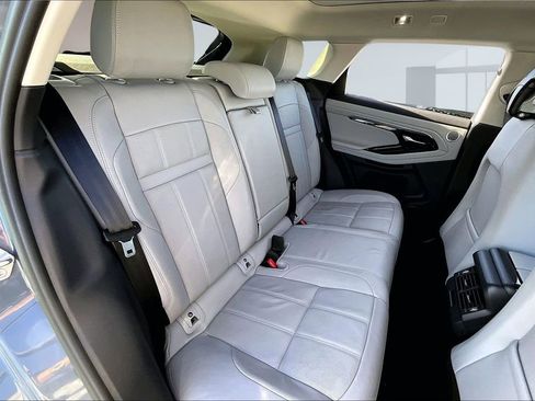 Used 2023 Land Rover Range Rover Evoque S AWD/4WD image 23