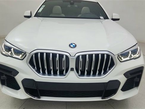Used 2023 BMW X6 xDrive40i w/ Executive Package image 9