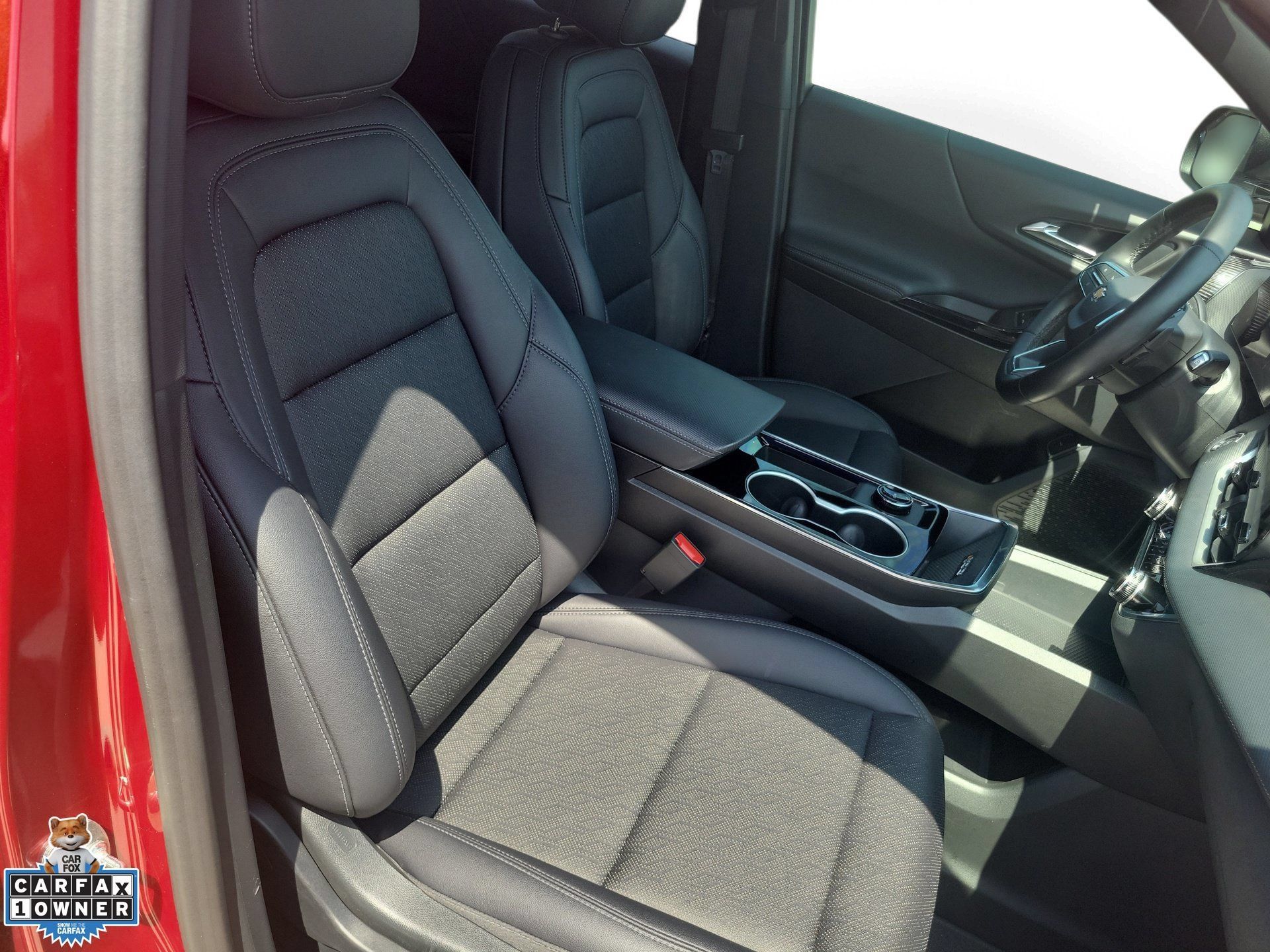 Used 2026 Chevrolet Equinox LT w/ Convenience Package II FWD image 26